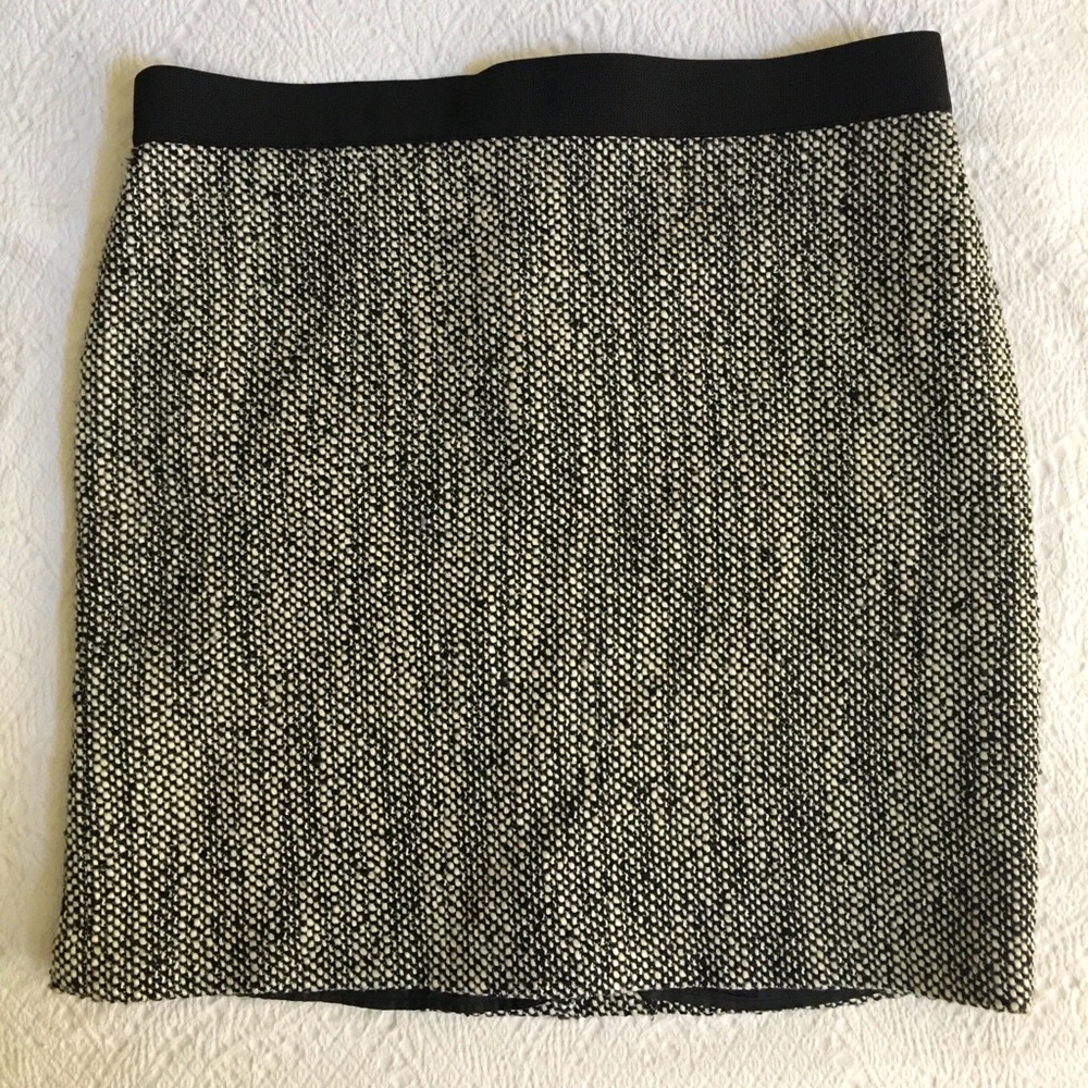 Black and white tweed miniskirt